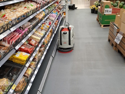 Vispa XL na podlaze Gerflor R-tile